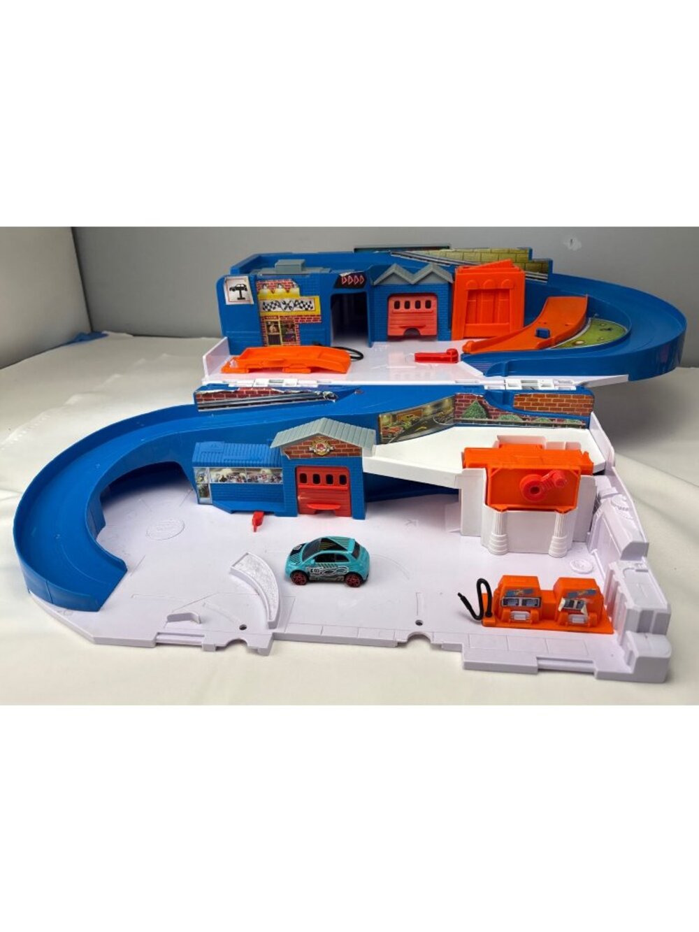 Matchbox Hot Wheels Car Wash & Service Station Sto & Go 2015